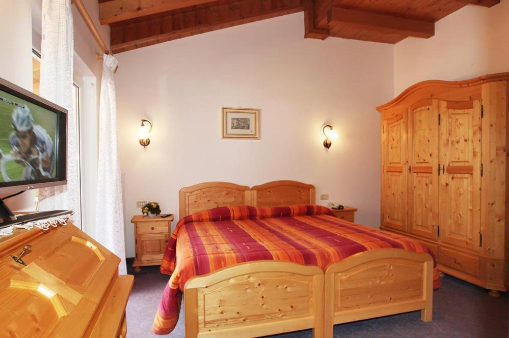 Hotel Garni Villanova モルヴェーノ 部屋 写真