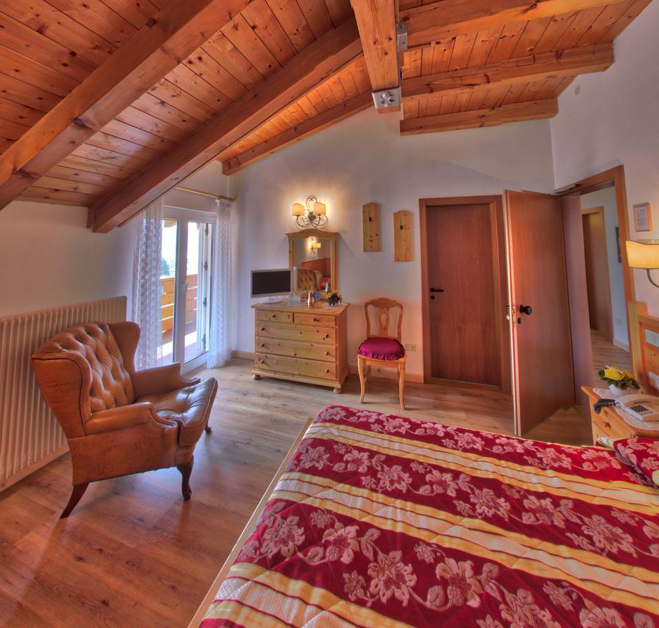 Hotel Garni Villanova モルヴェーノ エクステリア 写真