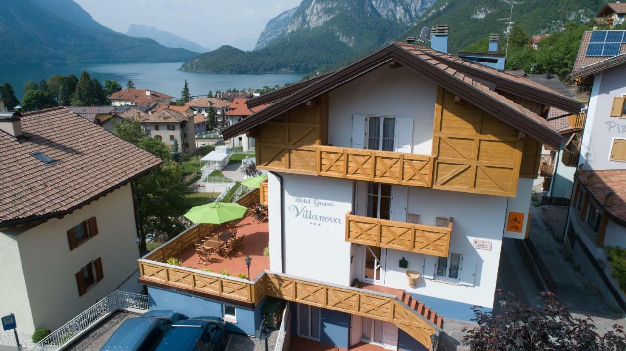 Hotel Garni Villanova モルヴェーノ エクステリア 写真